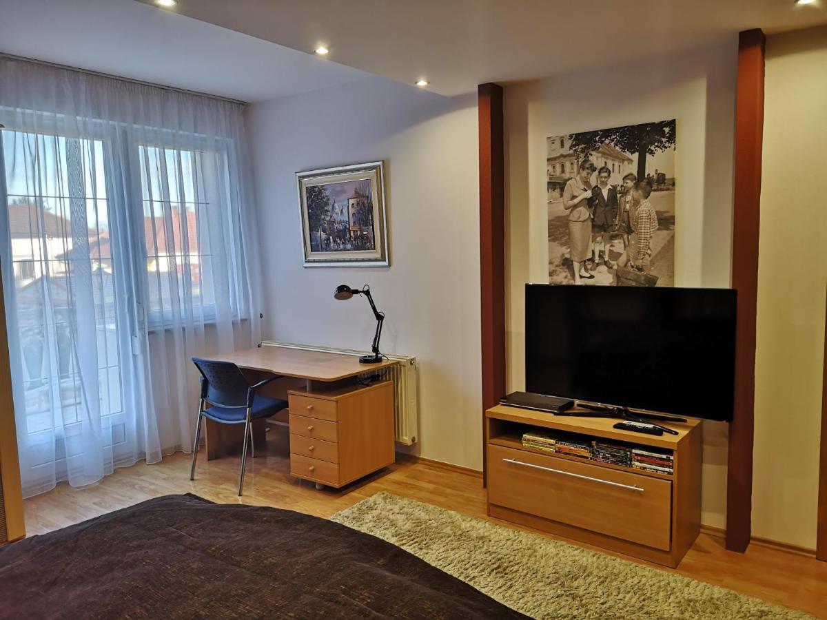 Hotello Apartmanház és Panzió Zalaegerszeg Extérieur photo