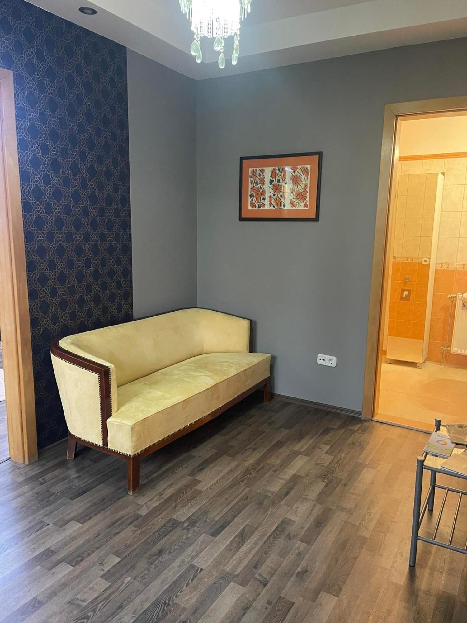 Hotello Apartmanház és Panzió Zalaegerszeg Extérieur photo